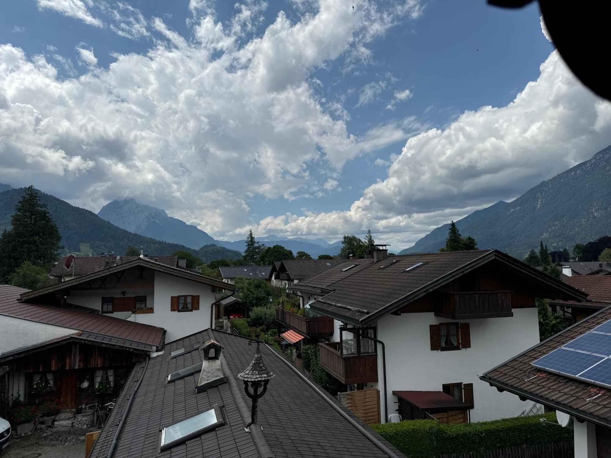 Apartment Pfanzelter Garmisch-Partenkirchen Bagian luar foto